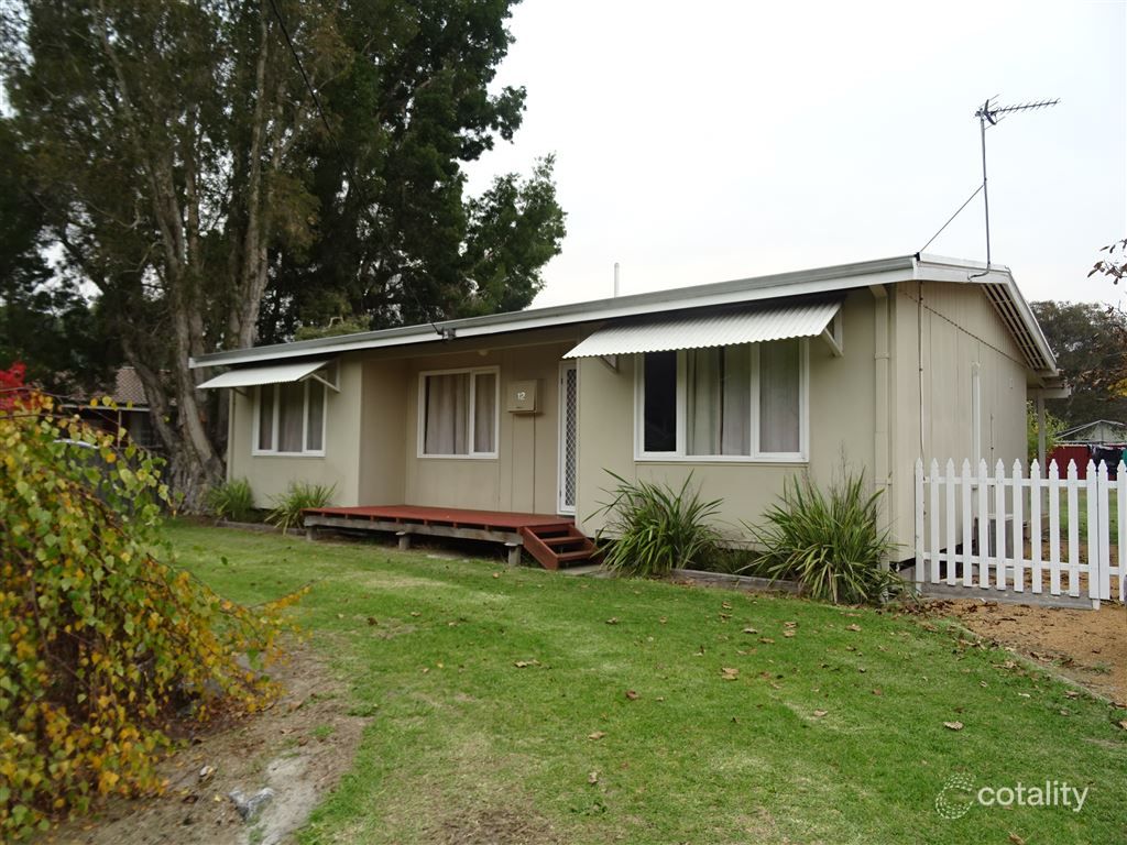 12 Baty St, Manjimup, WA 6258