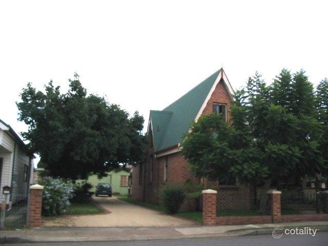1/3 Valencia St, Mayfield, NSW 2304