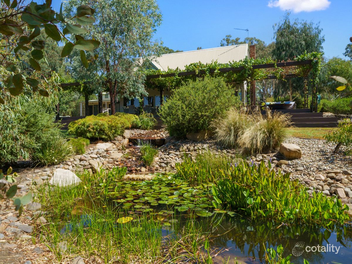 258 Dry Creek Rd, Bonnie Doon, VIC 3720