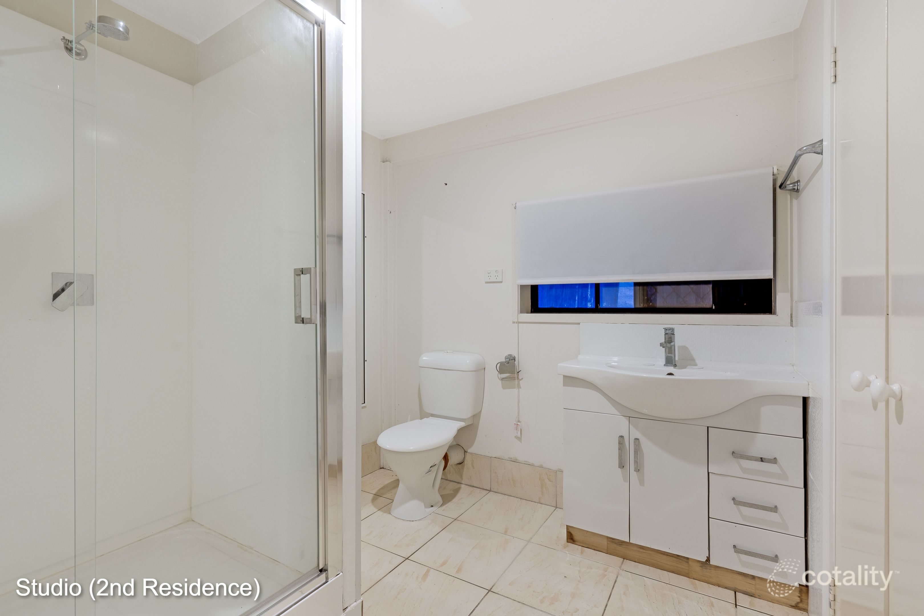 13 Derwent Ave, Helensvale, QLD 4212