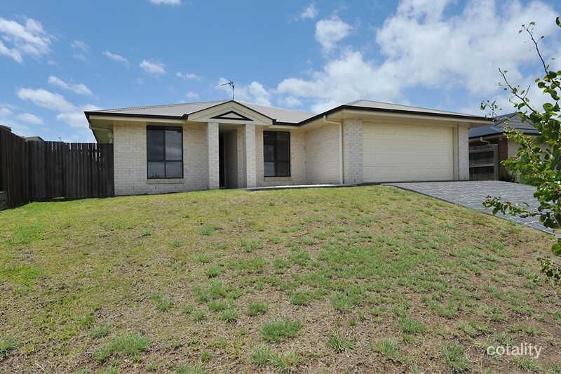 27 Wareena Cres, Glenvale, QLD 4350