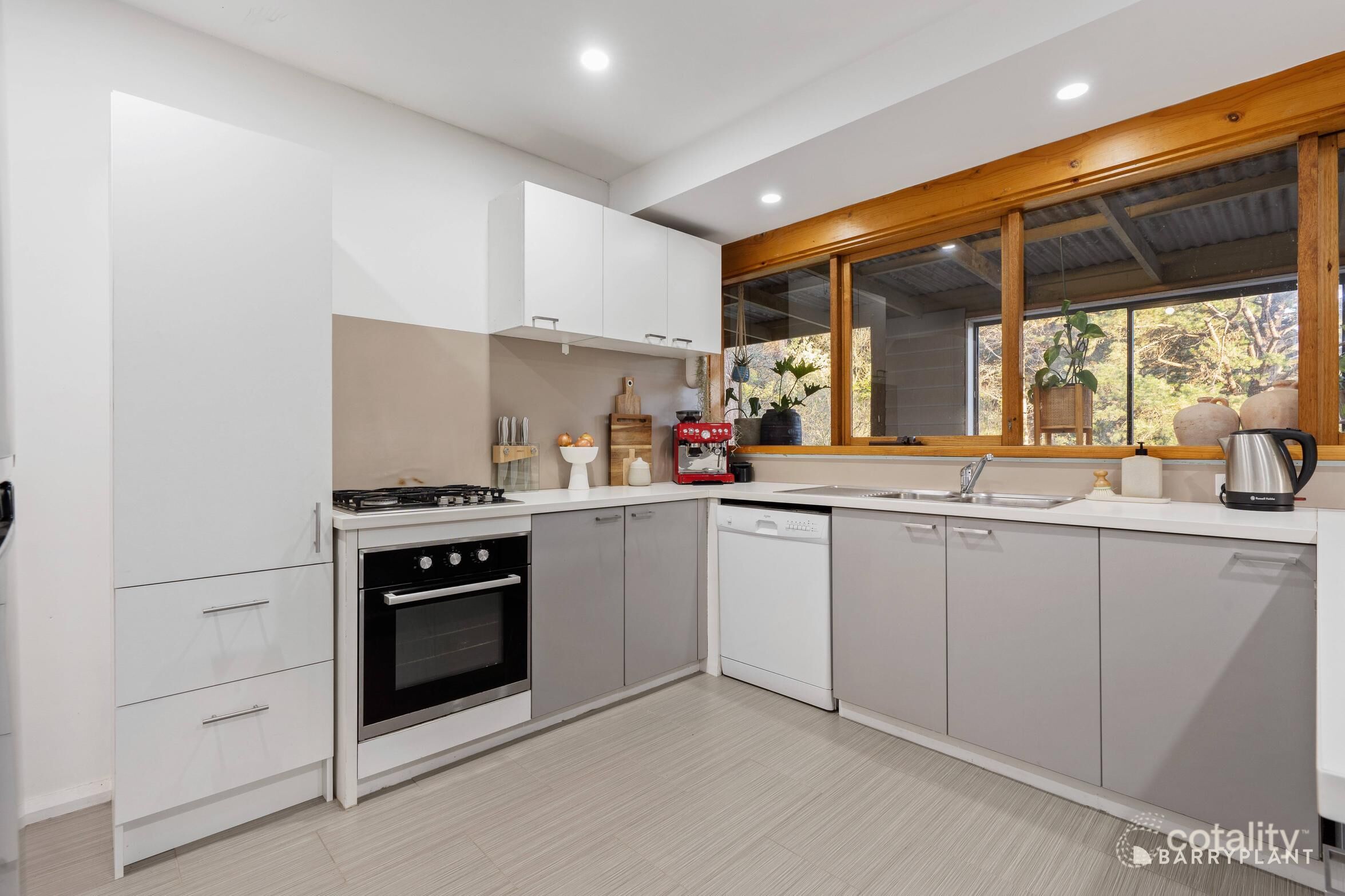 2 Ogilvy Rd, Clematis, VIC 3782