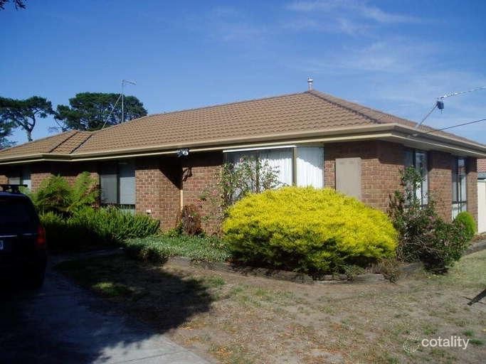 36 Mcnulty Dr, Wendouree, VIC 3355