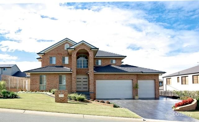 5 Homestead Cct, Macquarie Links, NSW 2565