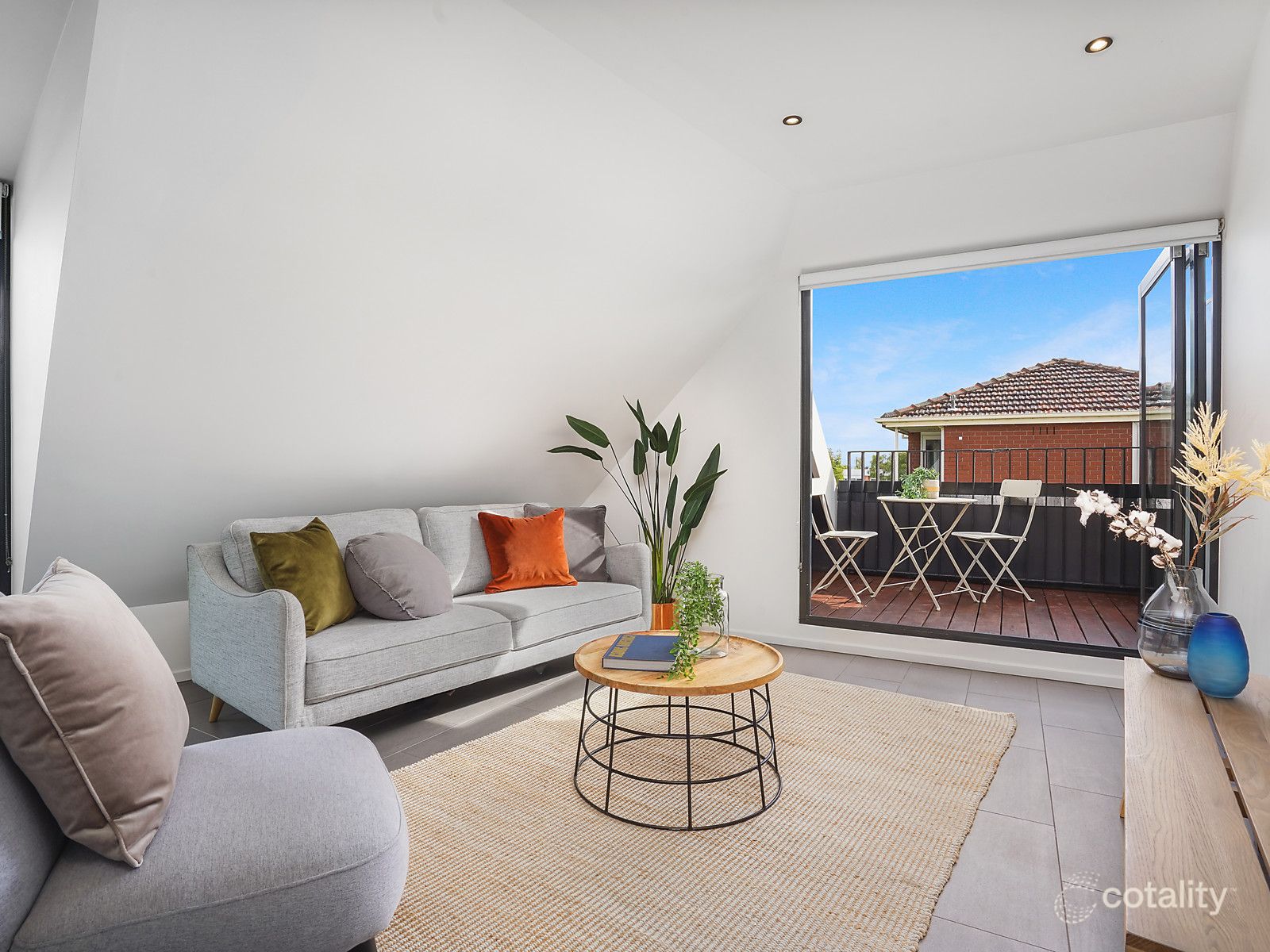 22/17 Ellesmere Rd, Windsor, VIC 3181