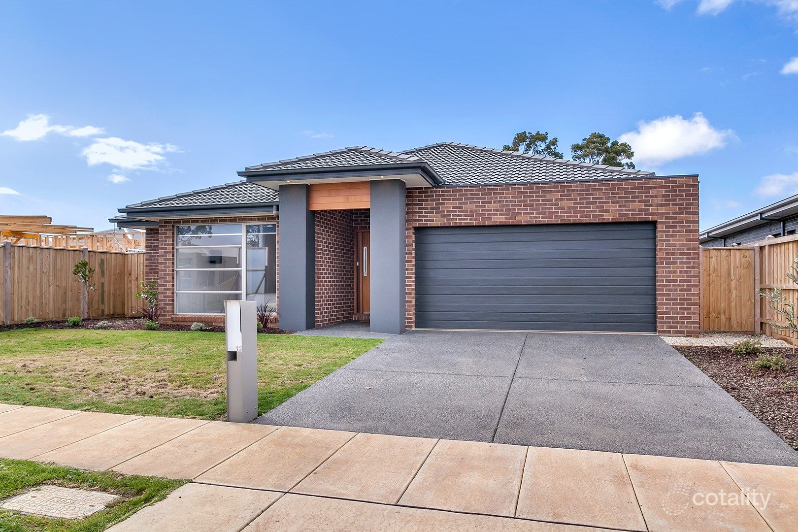 12 Regal Dr, Alfredton, VIC 3350