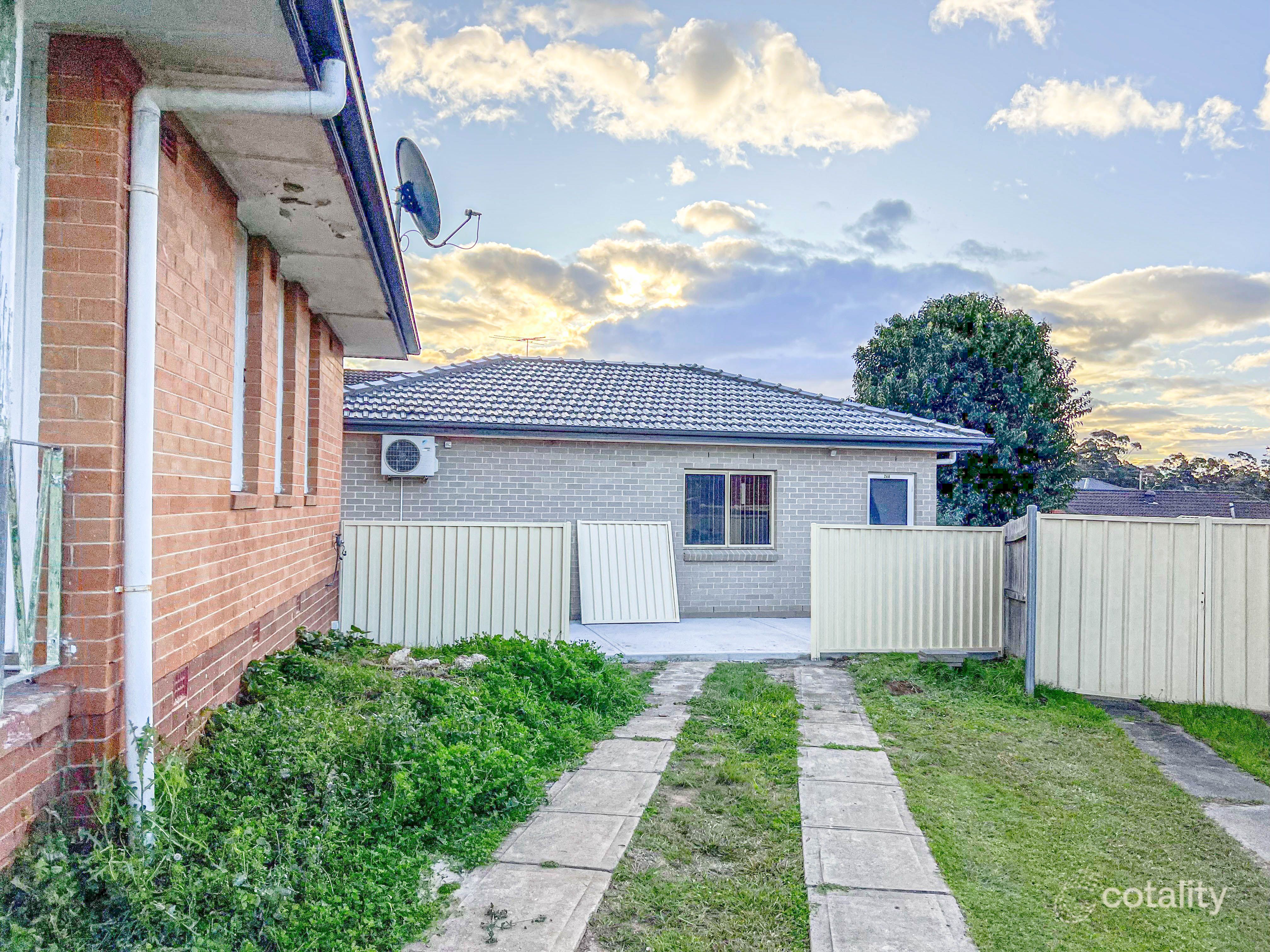 26a Welwyn Rd, Canley Heights, NSW 2166