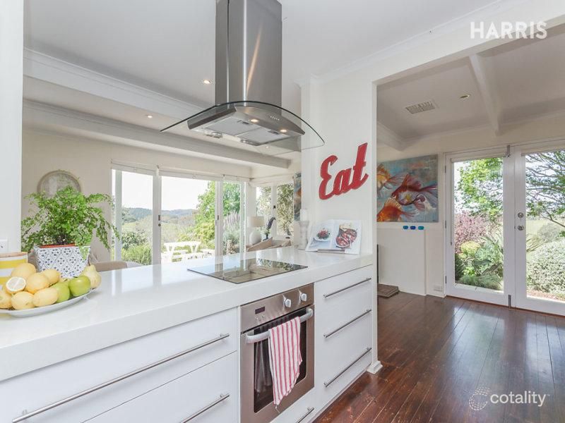 18 Old Carey Gully Rd, Stirling, SA 5152