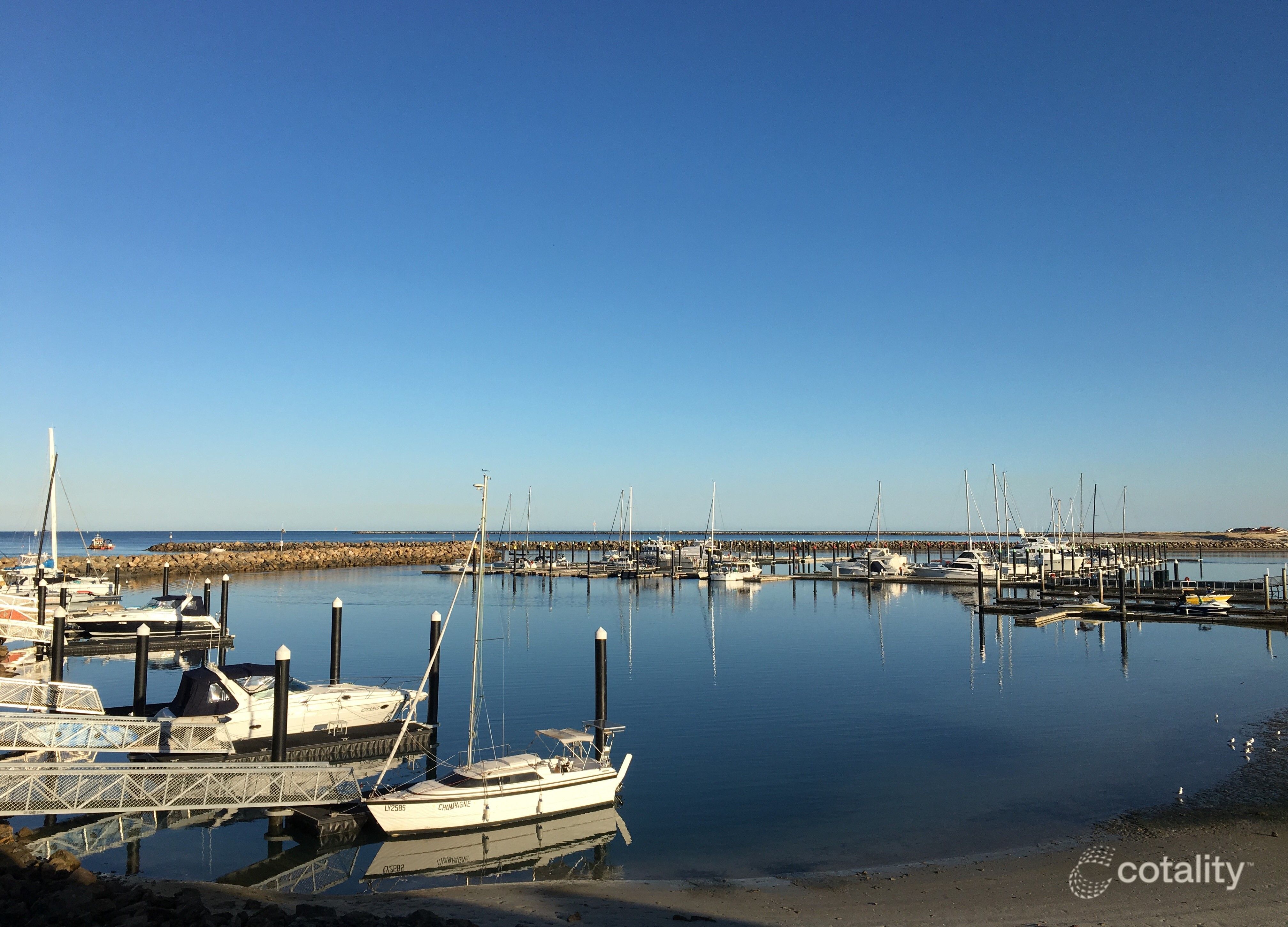 1/2-6 Cooroyba Ct, North Haven, SA 5018