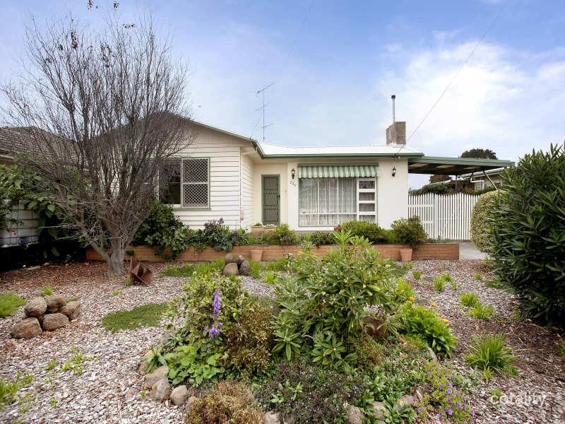 238 Wilsons Rd, Whittington, VIC 3219
