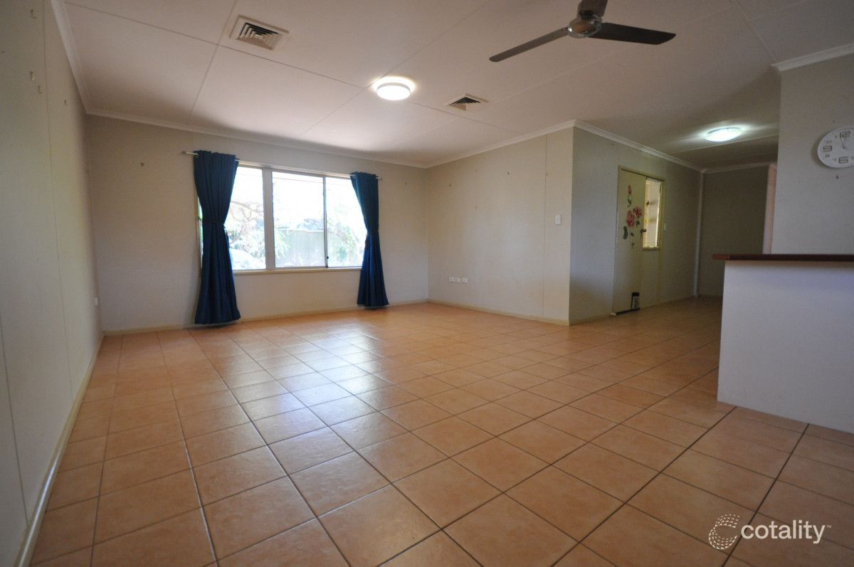 30 Nyabalee Rd, Newman, WA 6753