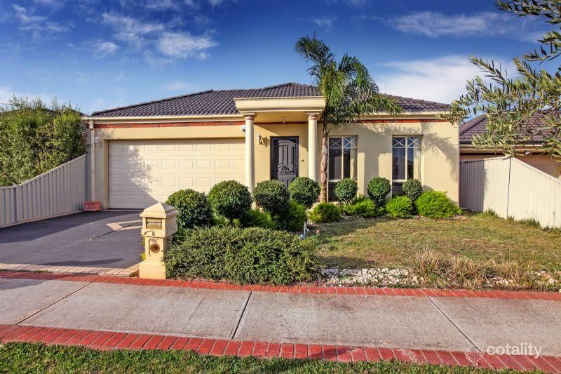 8 Netherton Pl, Caroline Springs, VIC 3023