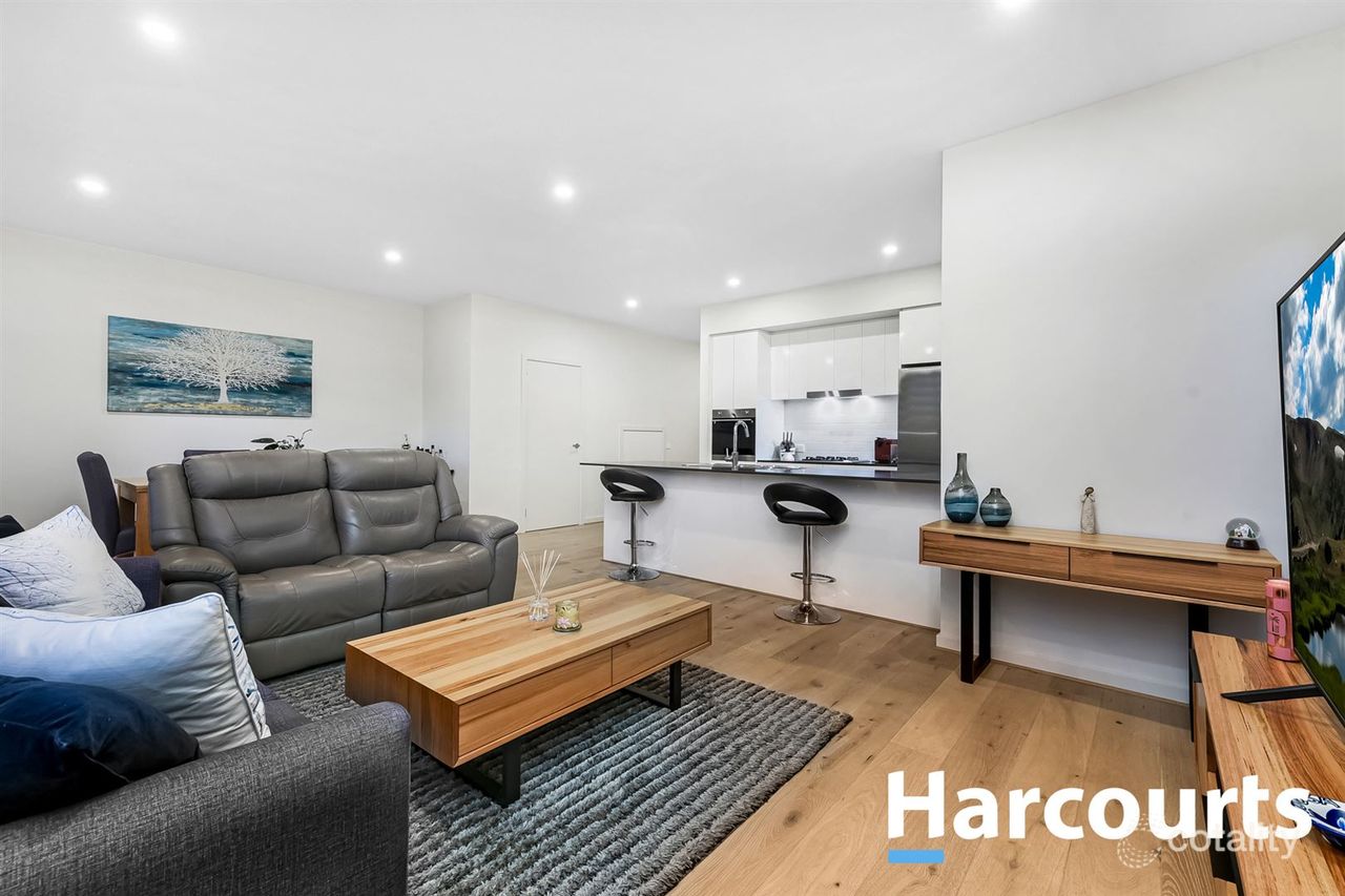 16 Zeppelin Way, Beaconsfield, VIC 3807