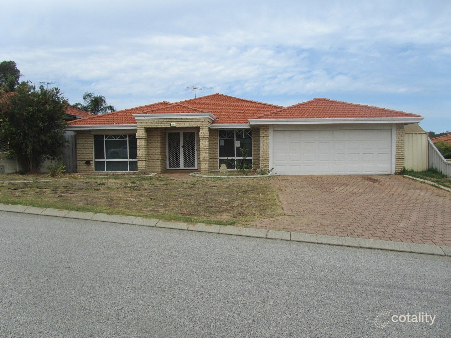 7 Karlak Cl, Leda, WA 6170