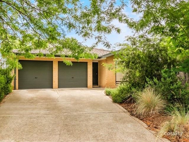 4 Leggo Pl, Dunlop, ACT 2615