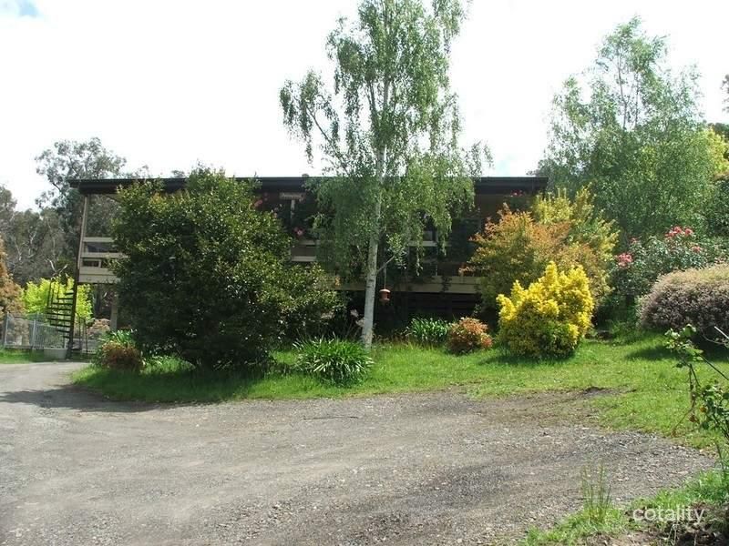 5 Mt Vue Rd, Healesville, VIC 3777