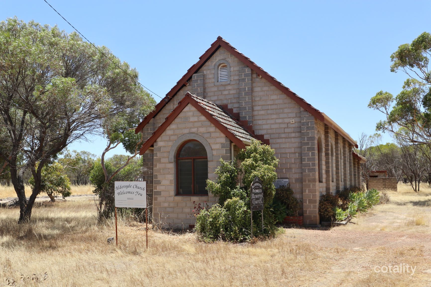 38 Railway Tce, Aldersyde, WA 6306