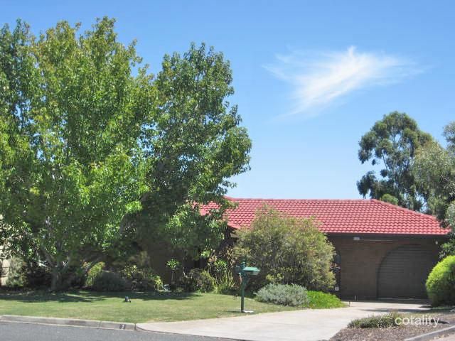 2 Owen Ct, St Agnes, SA 5097