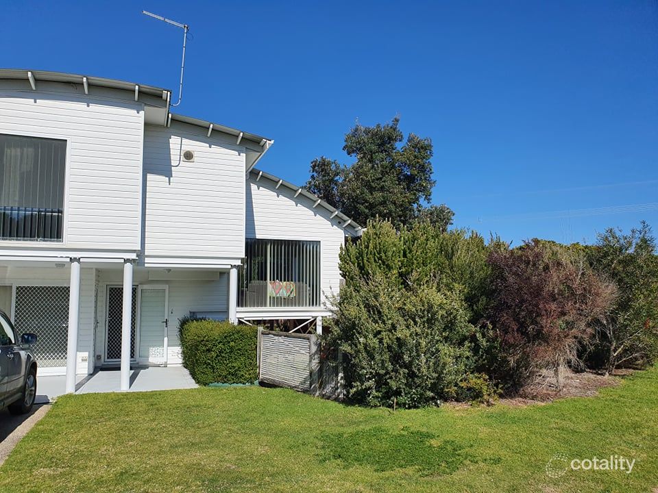 4 Harbour View, Sandy Point, VIC 3959