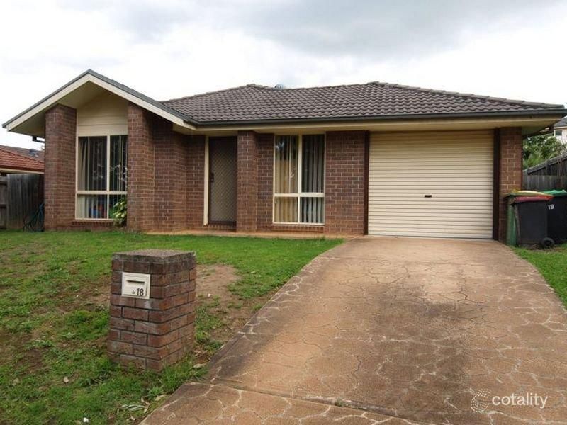 18 Oriole St, Glenmore Park, NSW 2745