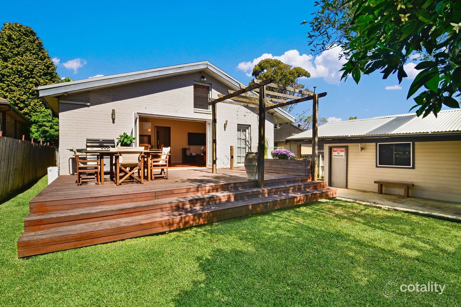 16 Karingal Cres, Frenchs Forest, NSW 2086