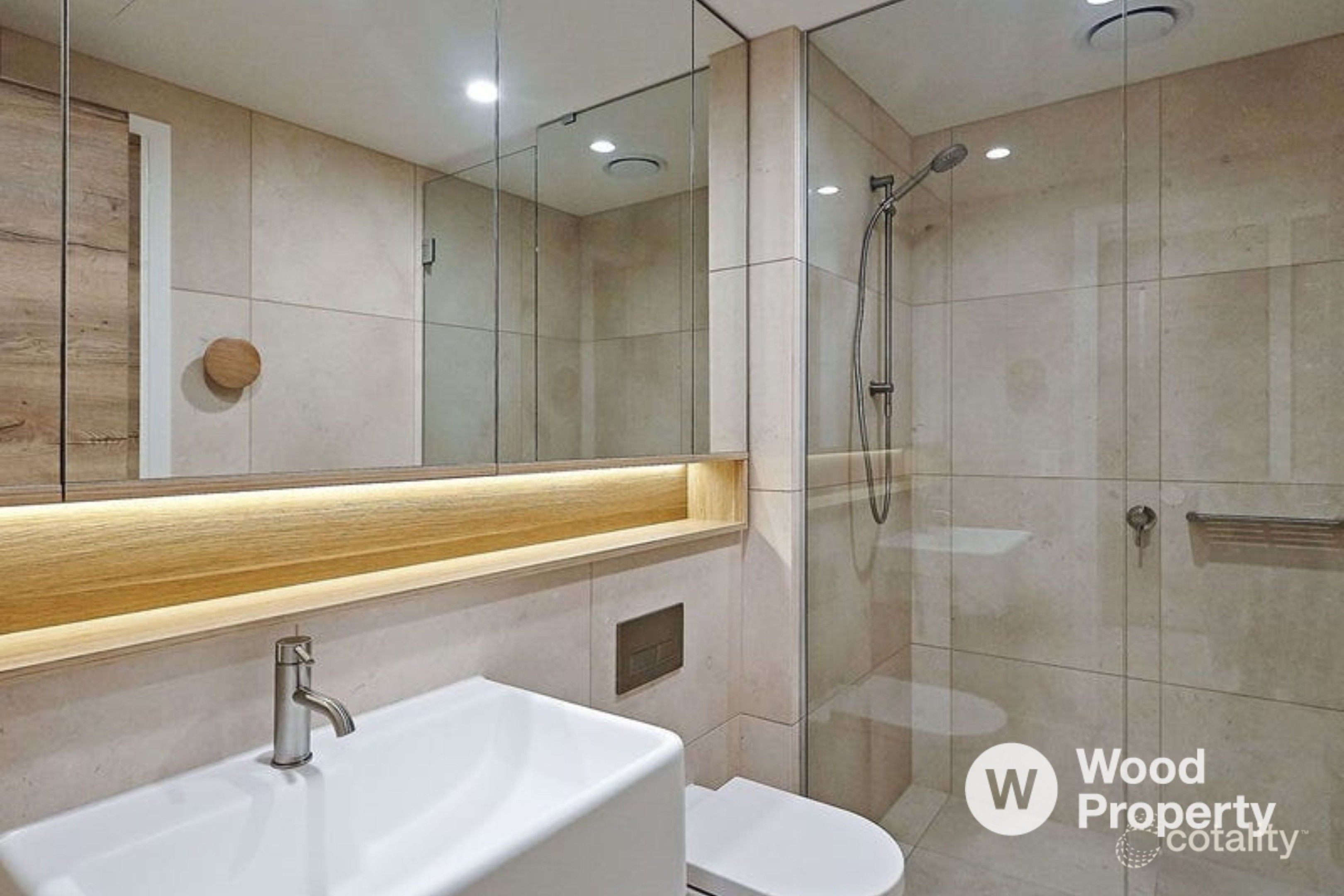 108/12 Queens Rd, Melbourne, VIC 3004