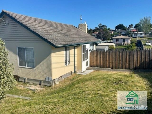 1 Dunbar Ave, Morwell, VIC 3840