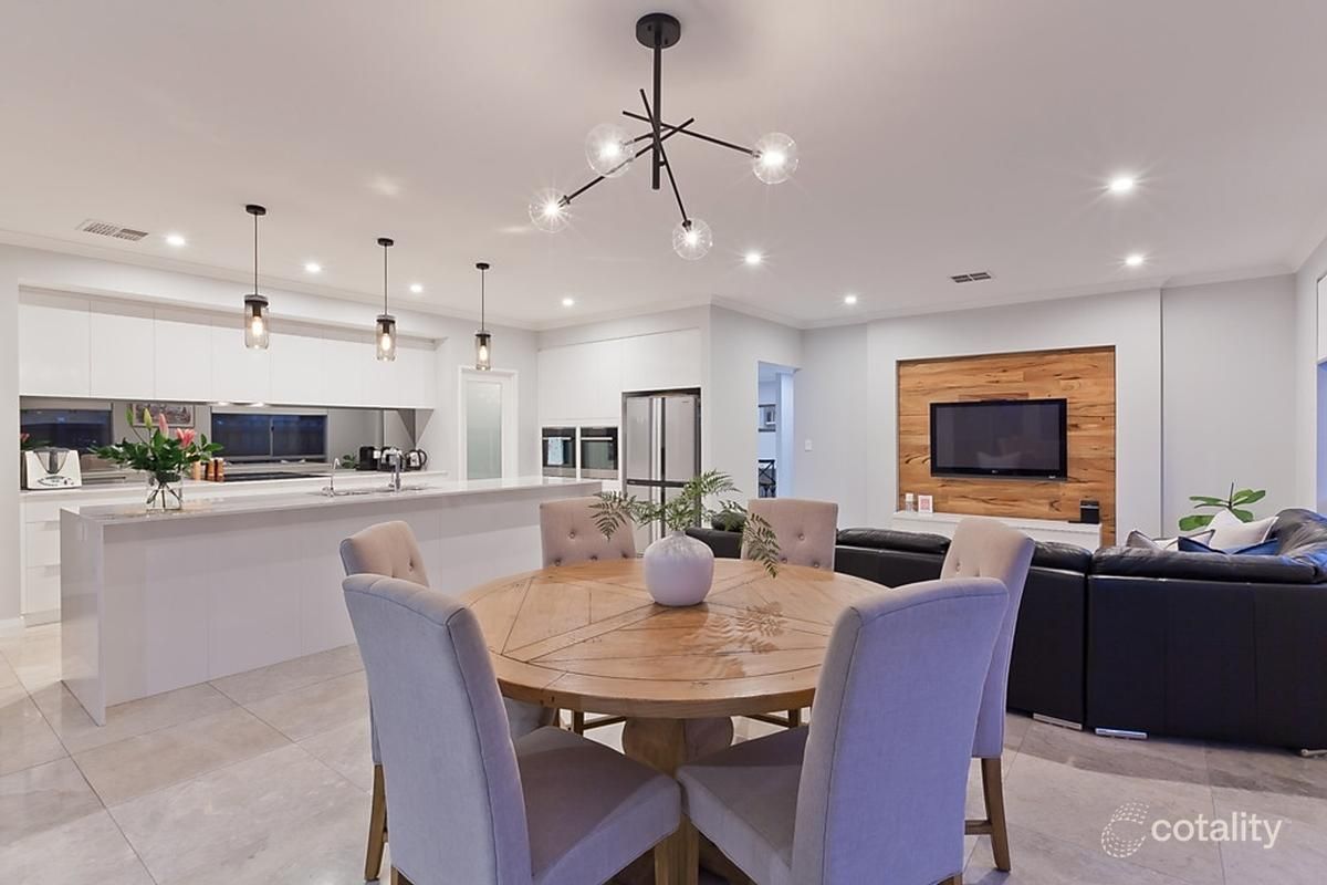 102 Sapphire Ch, Wellard, WA 6170