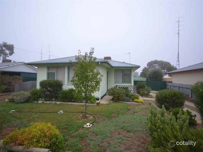 4 Hawkesbury Cres, Lameroo, SA 5302