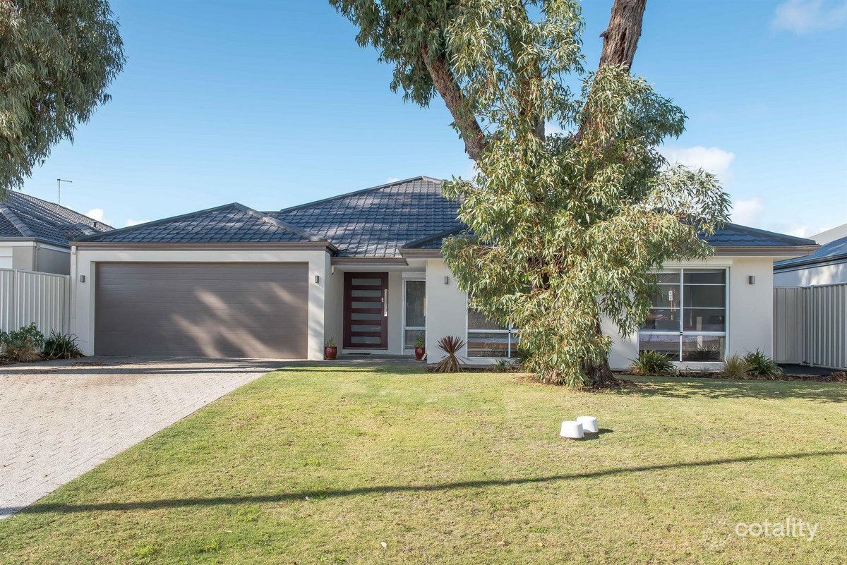 271 Camberwarra Dr, Craigie, WA 6025