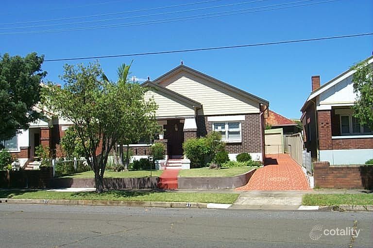 27 Scott St, Belfield, NSW 2191