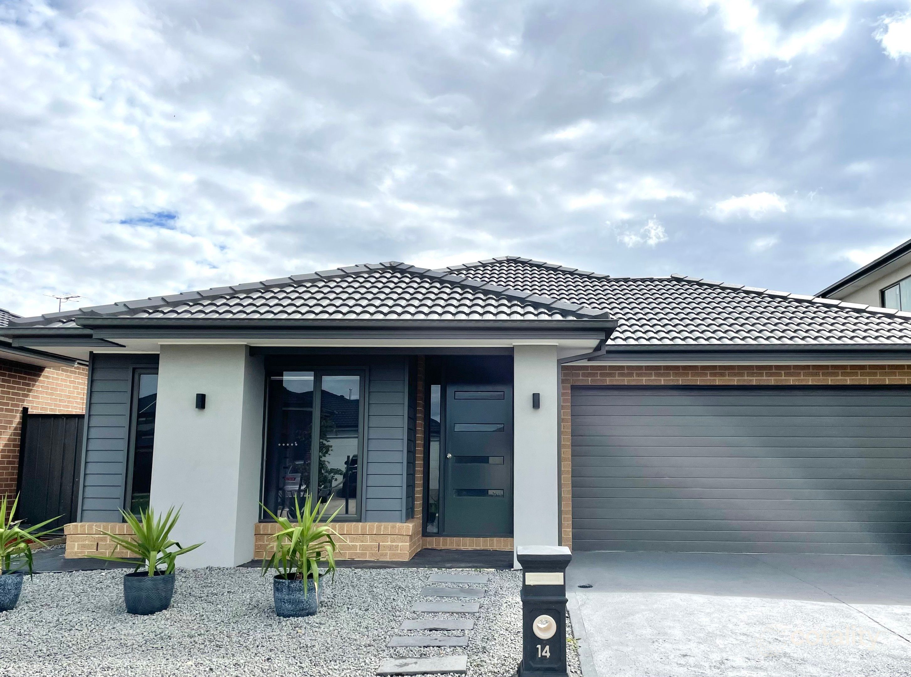 14 Maximova Ave, Kalkallo, VIC 3064
