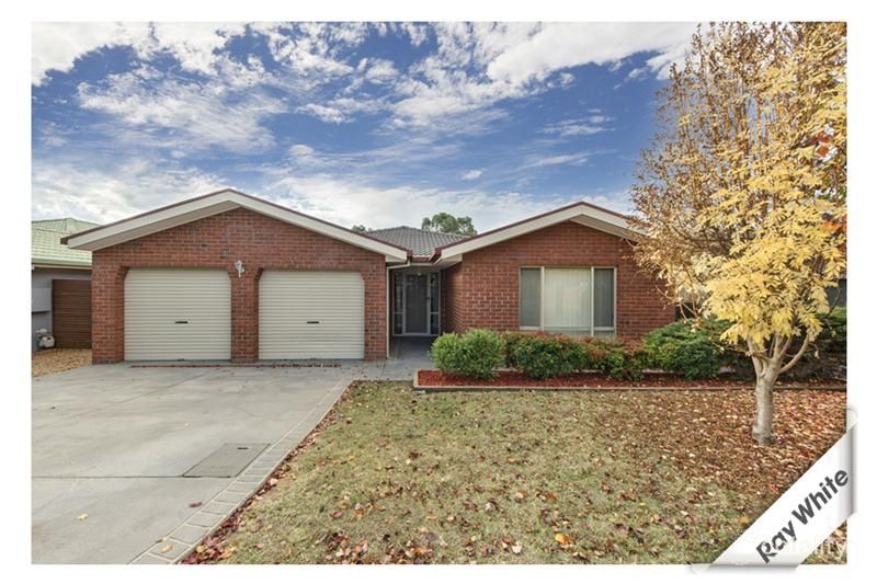 24 Kangaroo Cl, Nicholls, ACT 2913