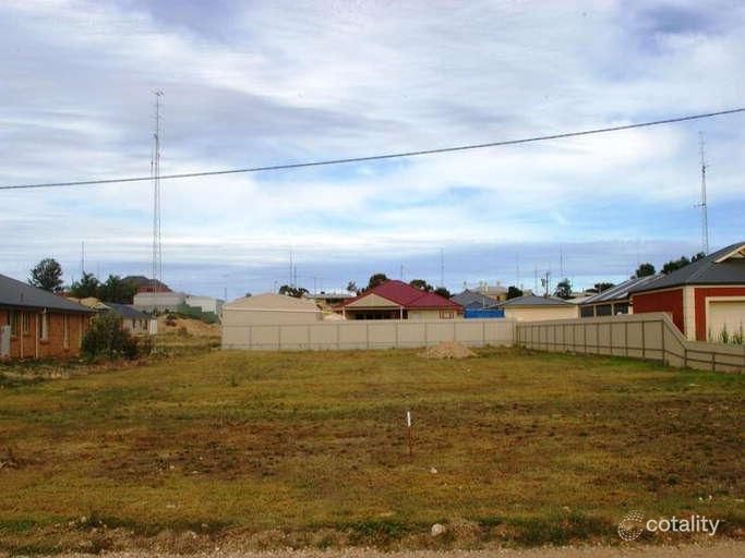 124 Moonta Rd, Moonta Bay, SA 5558