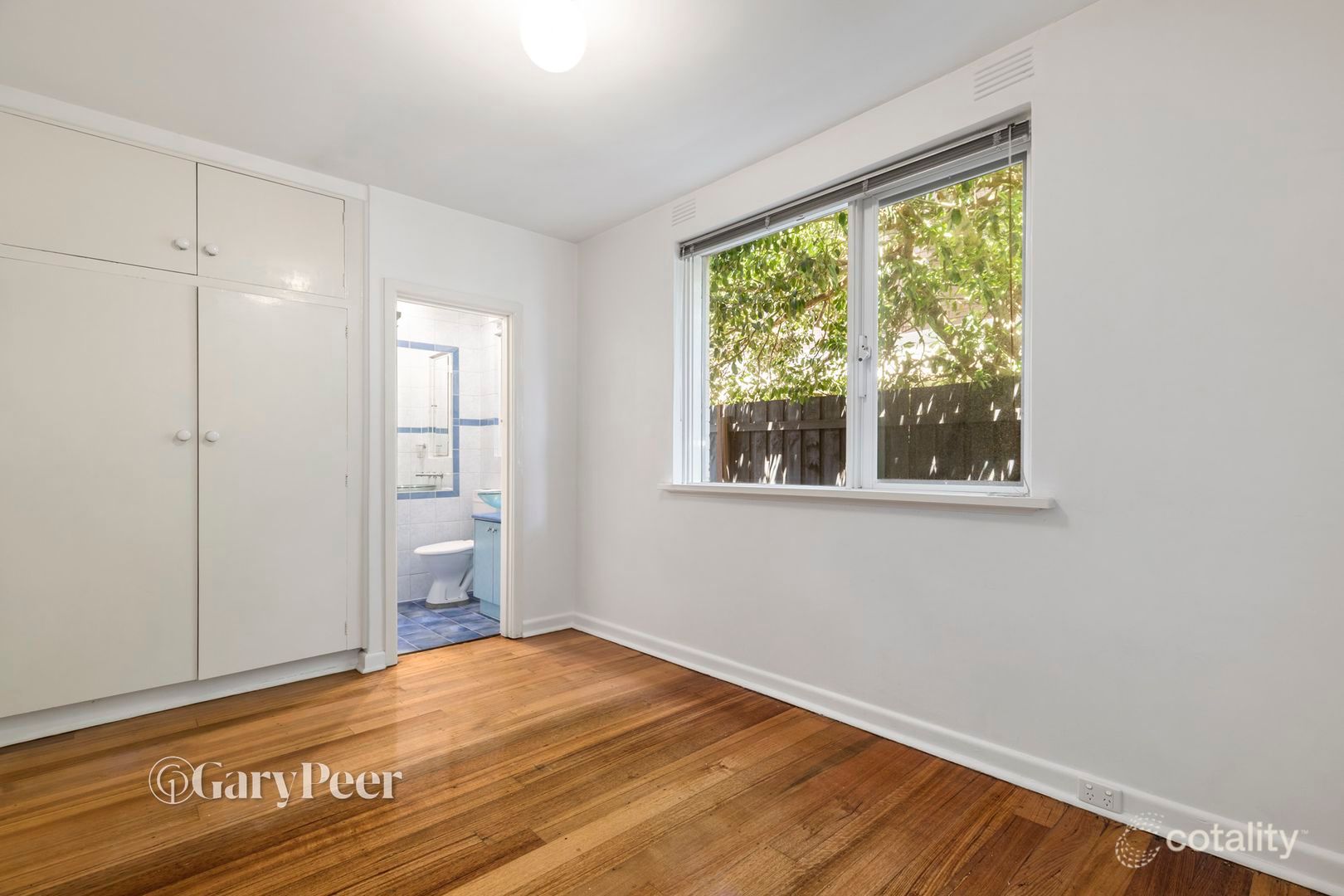 2/10 Daley St, Elwood, VIC 3184