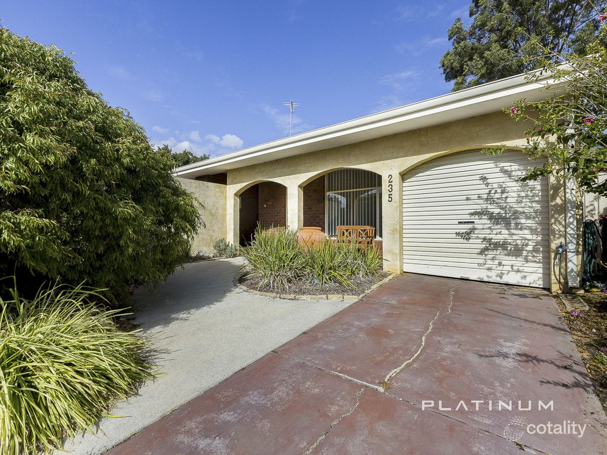 235 Camberwarra Dr, Craigie, WA 6025