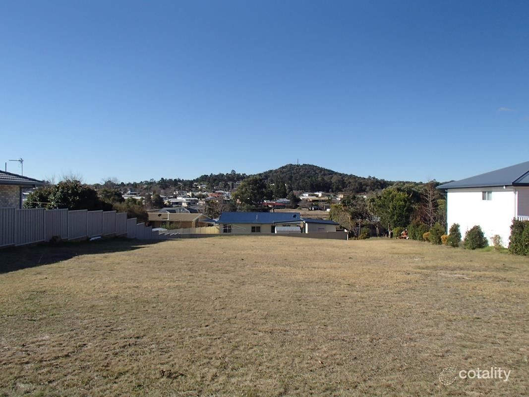 106 Sugarloaf Rd, Stanthorpe, QLD 4380
