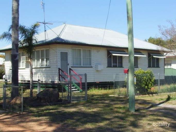 5 Dorney St, Chinchilla, QLD 4413