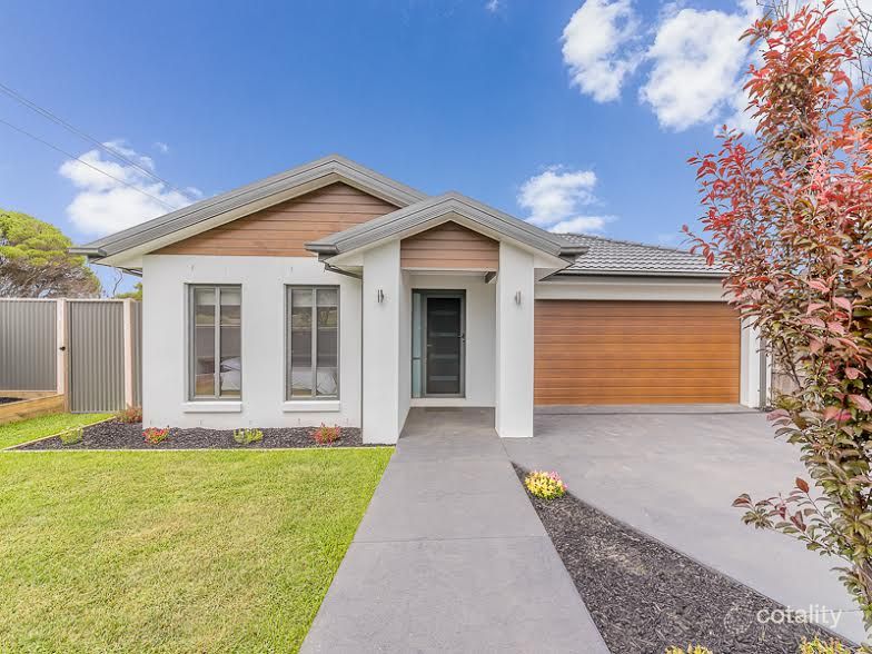 1 Gemma St, Sunderland Bay, VIC 3922