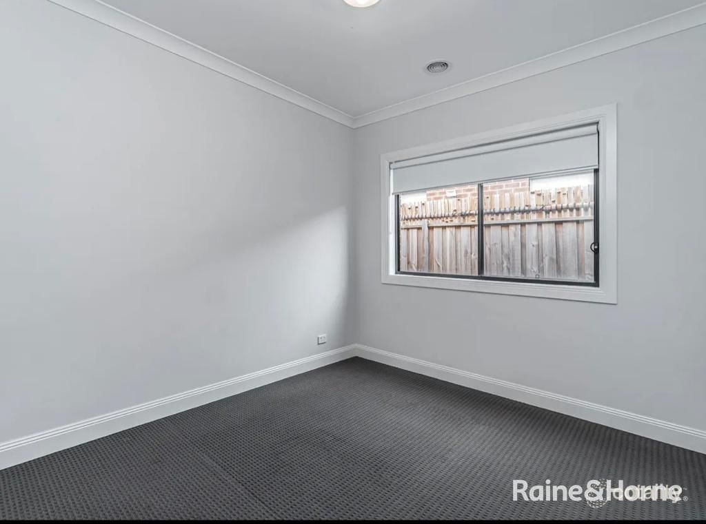 38 Upthorpe Way, Mickleham, VIC 3064