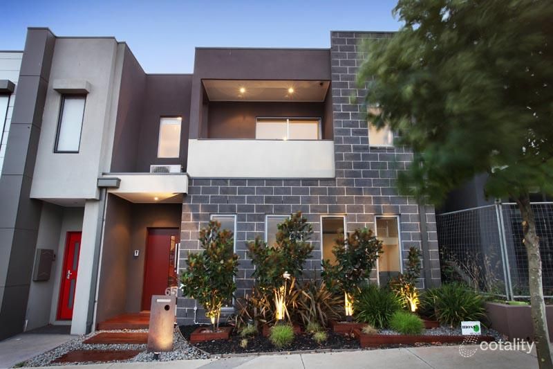 65 The Esplanade, Caroline Springs, VIC 3023