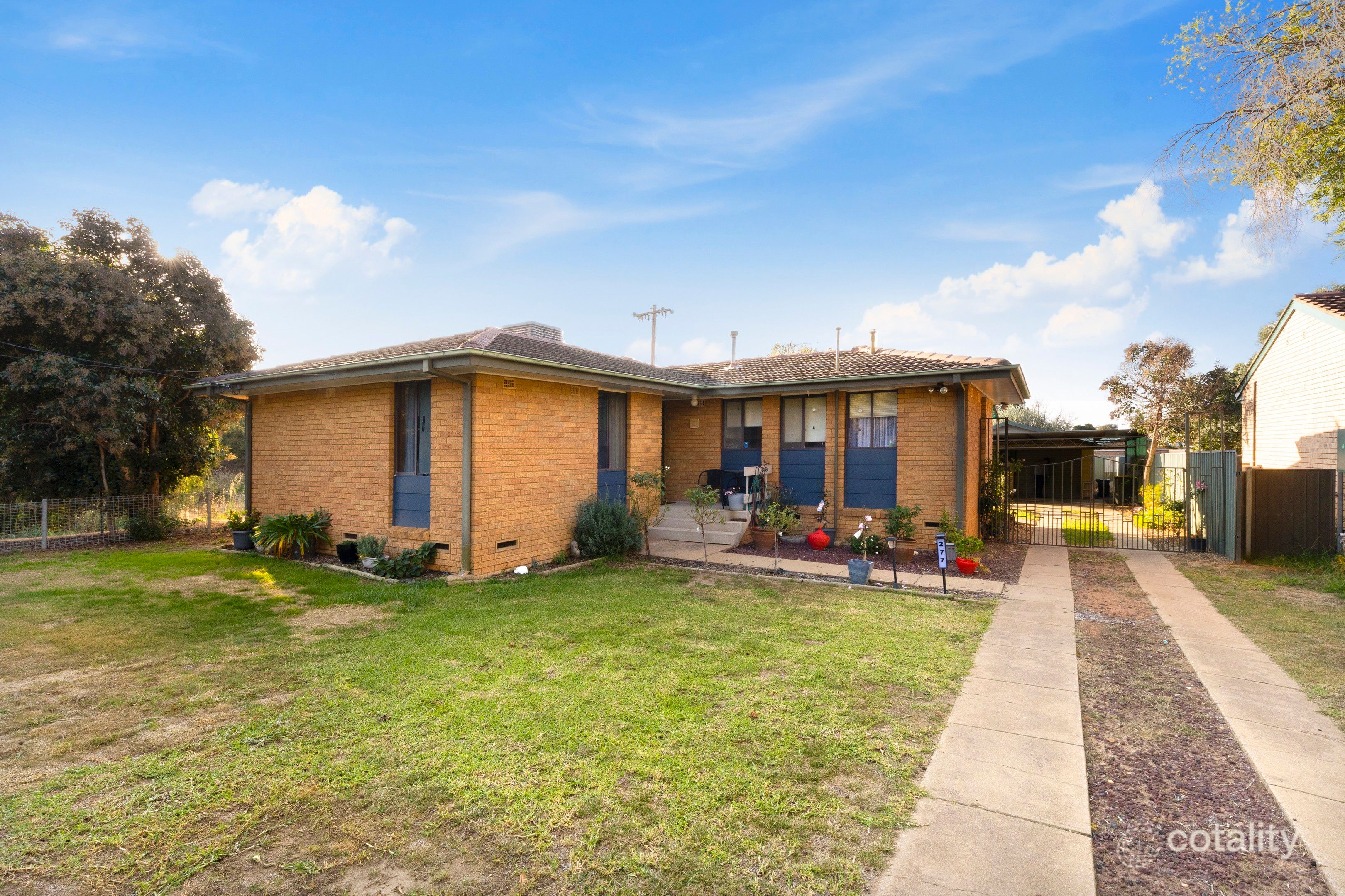 277 Fernleigh Rd, Ashmont, NSW 2650