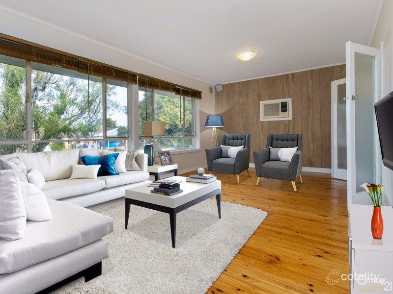 18 Hillary Cres, Modbury North, SA 5092