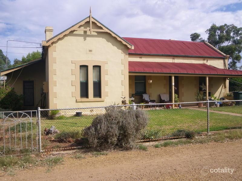 50-52 Park Tce, Gladstone, SA 5473