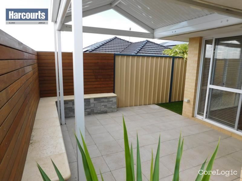 12 Melbourne Loop, Clarkson, WA 6030