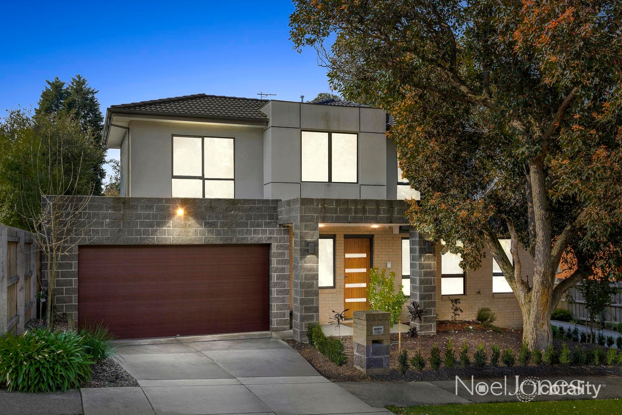 1/667 Whitehorse Rd, Mitcham, VIC 3132