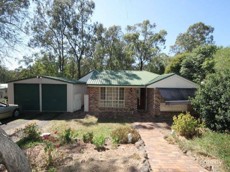 19 Highland Park Rd, Meringandan West, QLD 4352