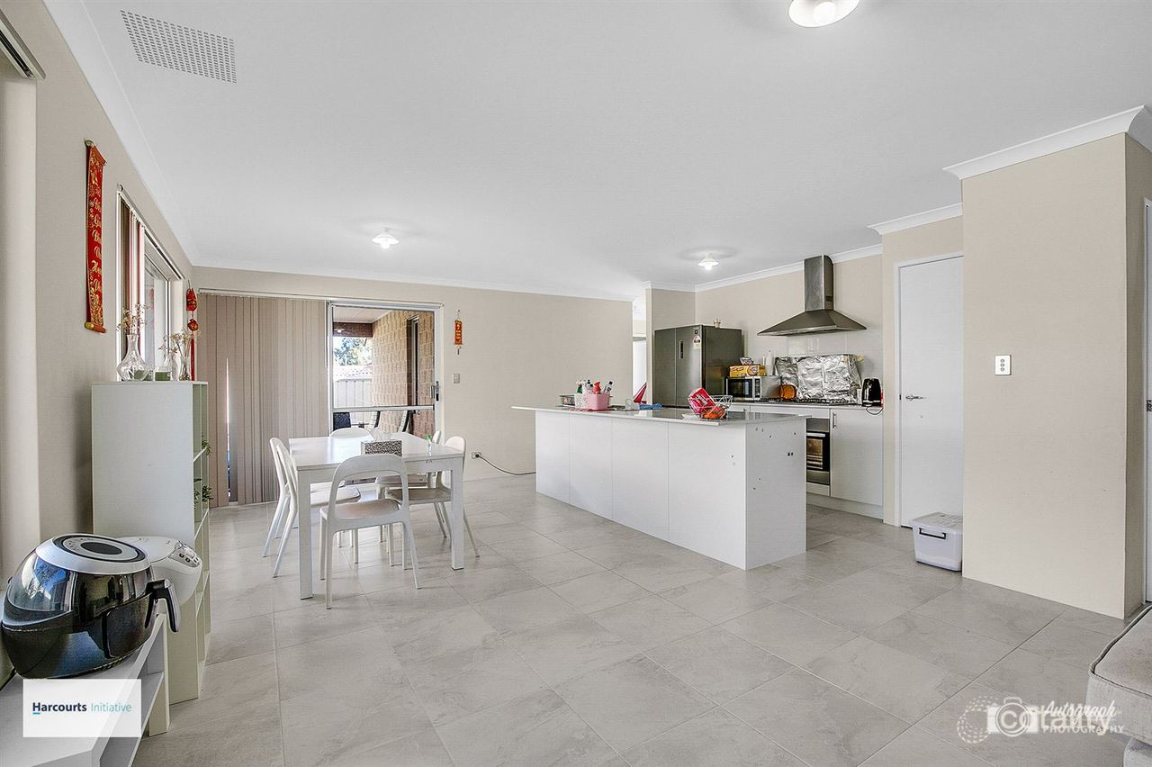 24b Albourne Way, Balga, WA 6061