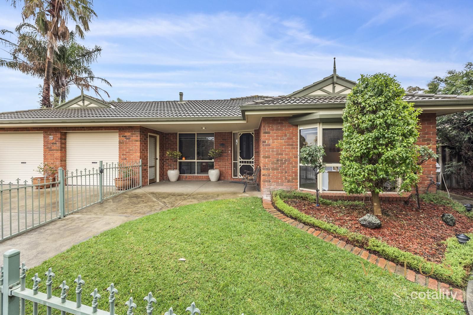 82 Palm Beach Dr, Patterson Lakes, VIC 3197