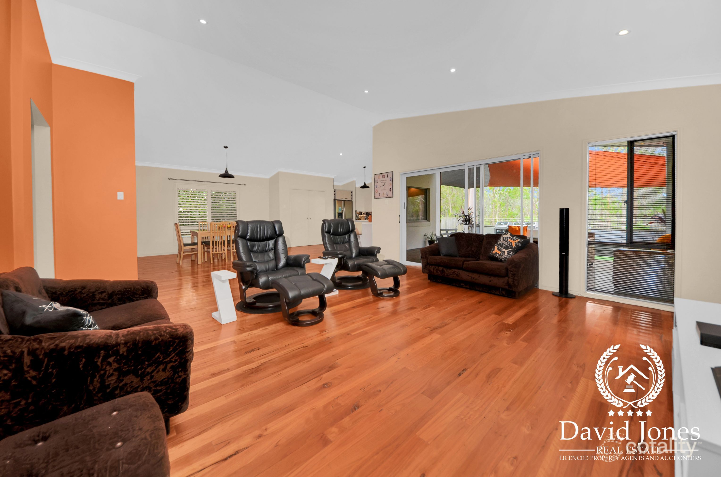 13 Jondaryan St, Ormeau, QLD 4208